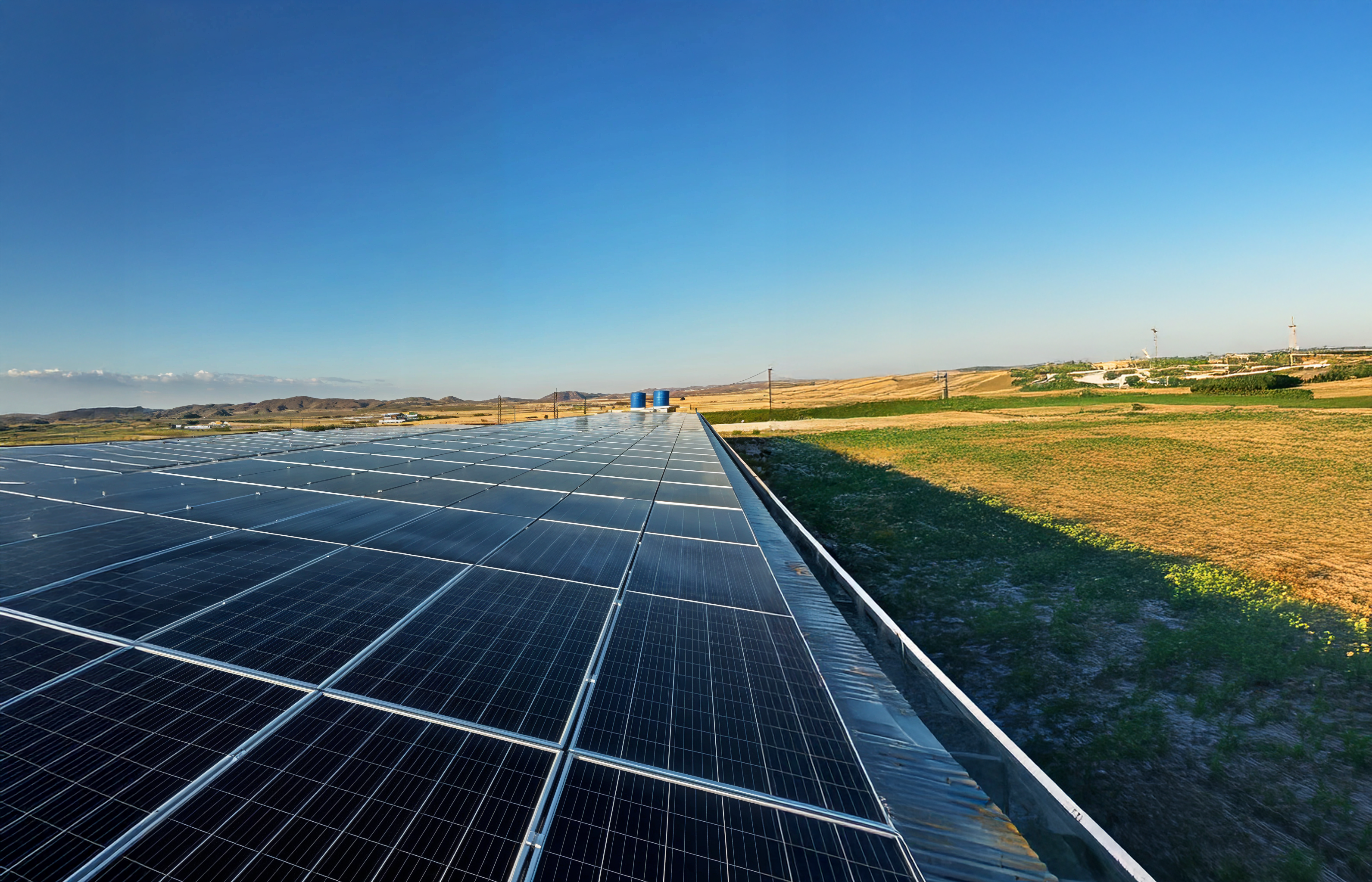 Güneş Enerjisi Sistemleri - Solar Panel Field